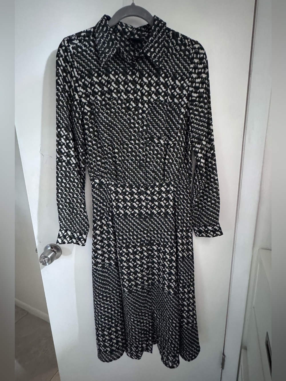 Who What Wear Black and White Printed Shirt Midi Dress S - Picture 2 of 15